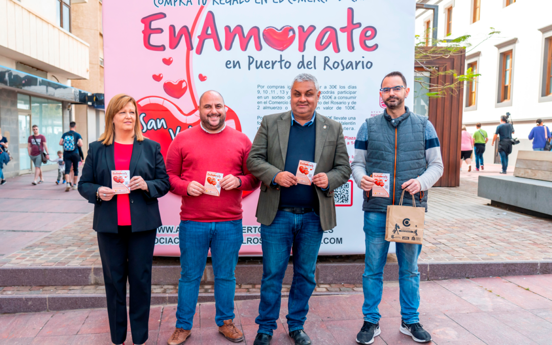 El Ayuntamiento inicia la campaña comercial ‘Enamórate en Puerto del Rosario’, que dejará premios de 2.000 € en el comercio de Puerto del Rosario