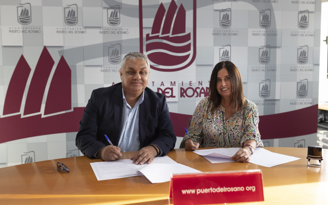 El Ayuntamiento cede a la Asociación Contra el Cáncer de Mama Metastásico de Fuerteventura su primer local
