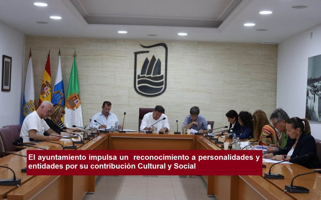 El ayuntamiento impulsa un amplio reconocimiento a personalidades y entidades por su contribución Cultural y Social