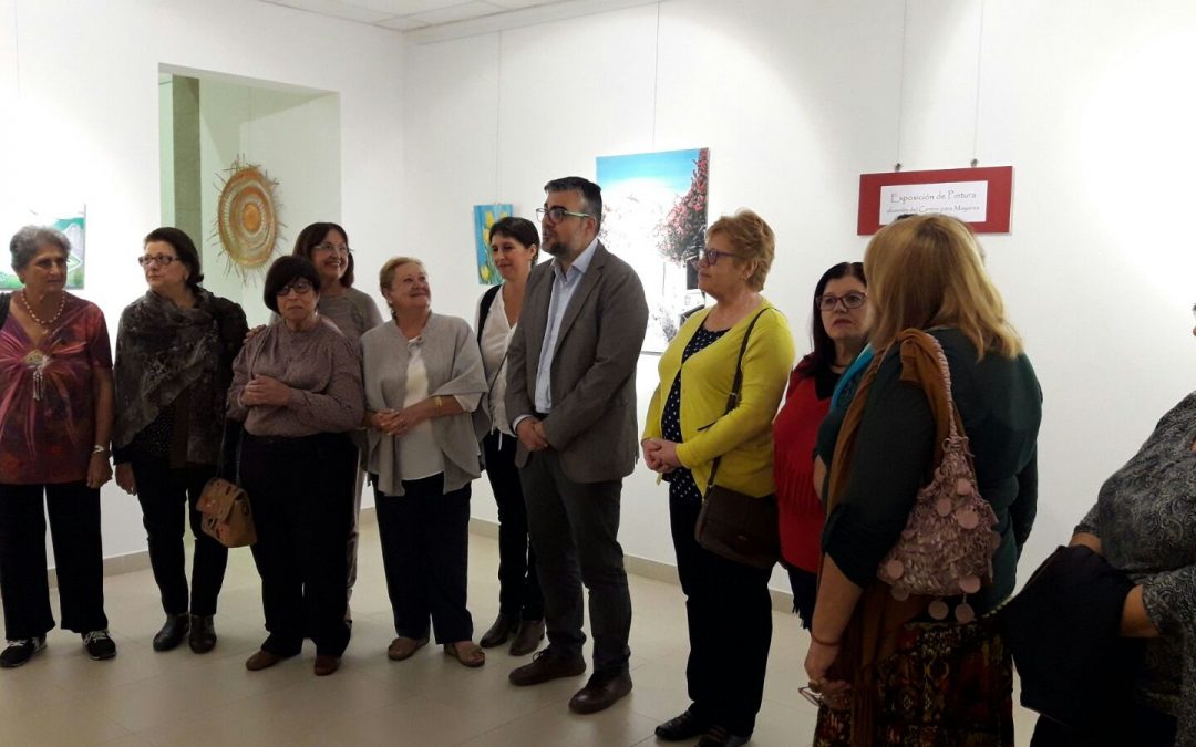Abierta al público la Exposición pictórica de  mayores de la mano de Dori Alessio